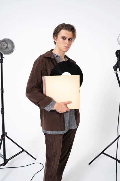 Детство и семейные корни актёра