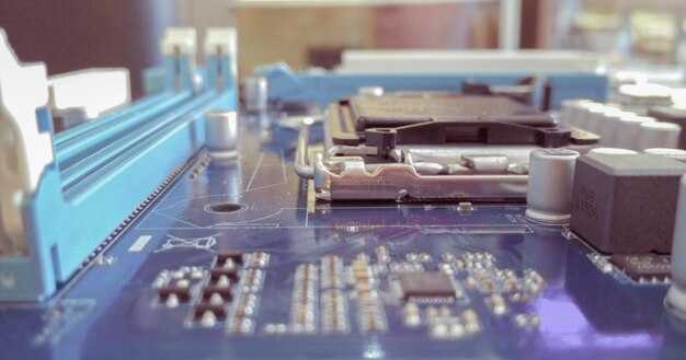 Применение машинного обучения для поиска новых композиций материалов